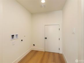 1604 NW 192nd Street, Shoreline WA 98177