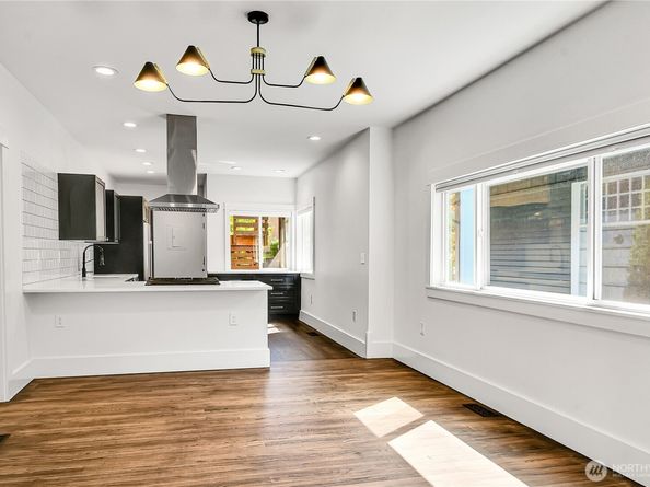 1930 5th Avenue W, Seattle WA 98119