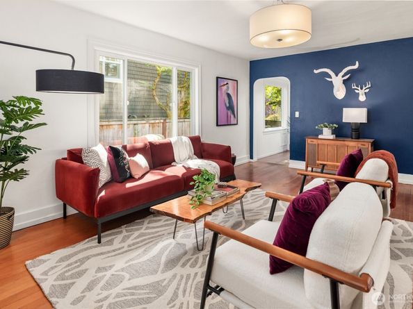 6008 57th Avenue NE, Seattle WA 98115