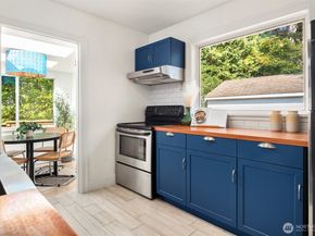 6008 57th Avenue NE, Seattle WA 98115