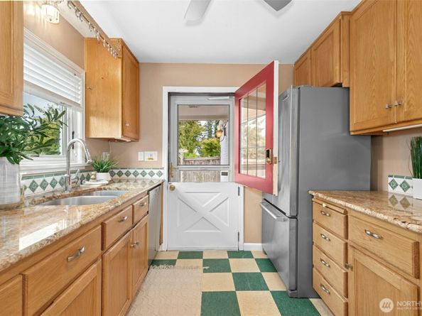 4806 Seahurst Avenue, Everett WA 98203