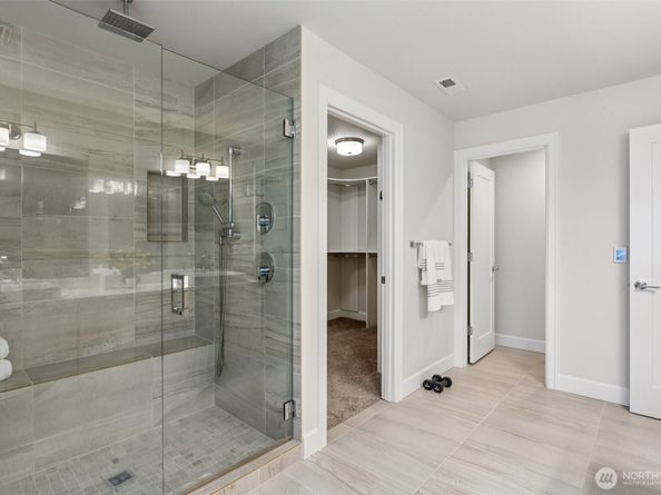 14323 196th Court NE, Woodinville WA 98077