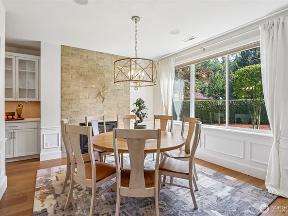 14323 196th Court NE, Woodinville WA 98077