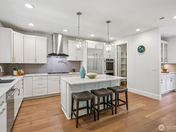 14323 196th Court NE, Woodinville WA 98077