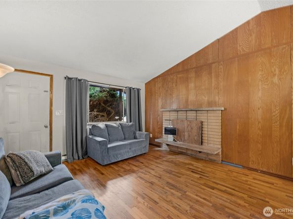5029 164th Street SW, Edmonds WA 98026