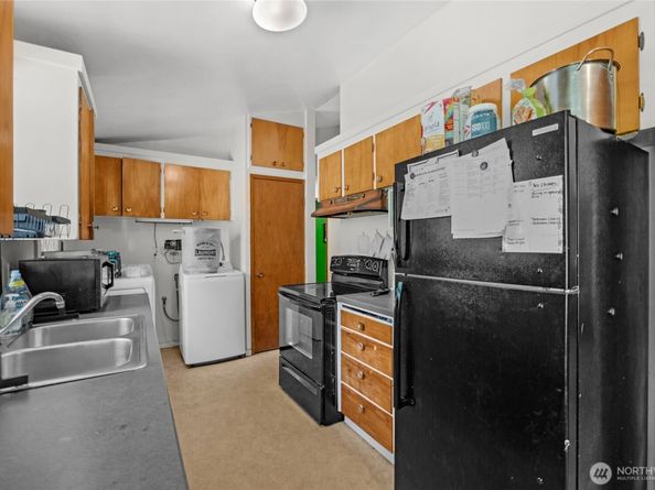 5029 164th Street SW, Edmonds WA 98026