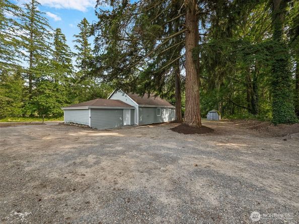35603 Military Road S, Auburn WA 98001