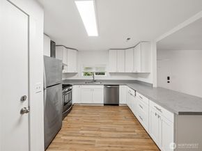 35603 Military Road S, Auburn WA 98001