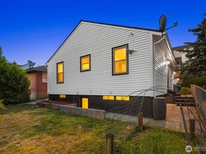 8535 16th Avenue NW, Seattle WA 98117