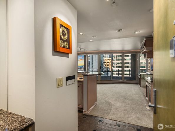 2125 1st Avenue 1205, Seattle WA 98121