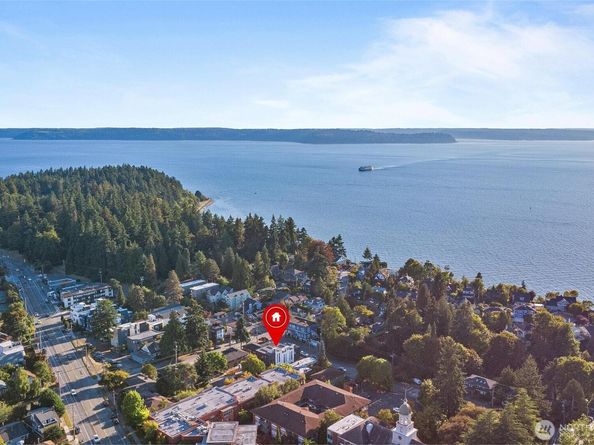 7146 47th Avenue SW, Seattle WA 98136
