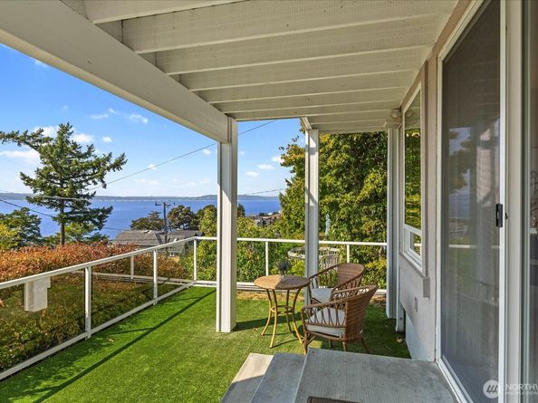 19000 Richmond Beach Drive NW, Shoreline WA 98177