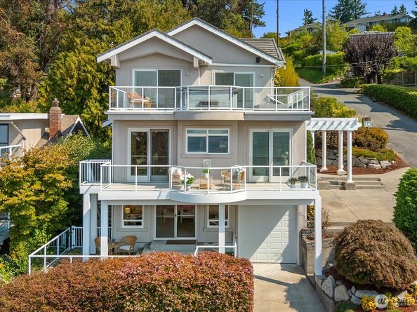 19000 Richmond Beach Drive NW, Shoreline WA 98177