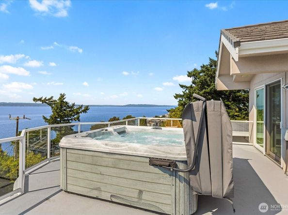 19000 Richmond Beach Drive NW, Shoreline WA 98177