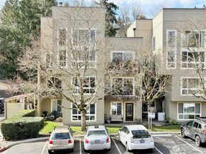 5834 NE 75th Street B202, Seattle WA 98115
