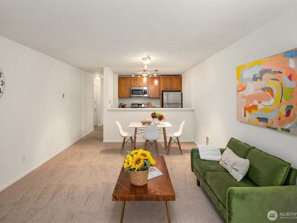 5834 NE 75th Street B202, Seattle WA 98115
