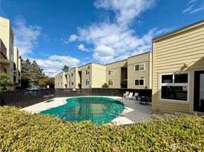5834 NE 75th Street B202, Seattle WA 98115