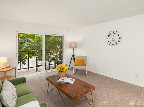 5834 NE 75th Street B202, Seattle WA 98115