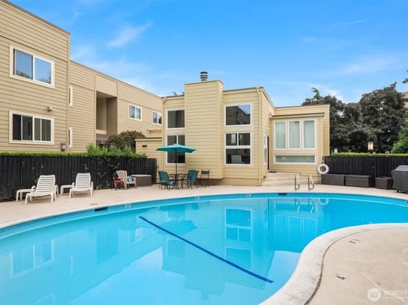 5834 NE 75th Street B202, Seattle WA 98115