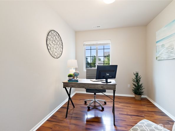 16607 42nd Avenue SE, Bothell WA 98012