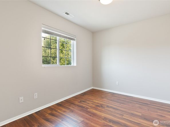 16607 42nd Avenue SE, Bothell WA 98012