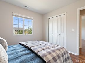 16607 42nd Avenue SE, Bothell WA 98012