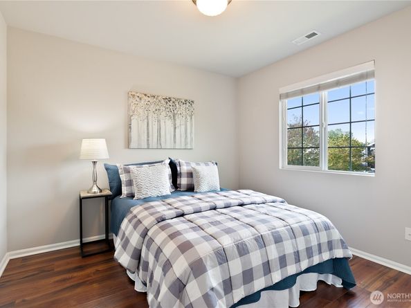 16607 42nd Avenue SE, Bothell WA 98012
