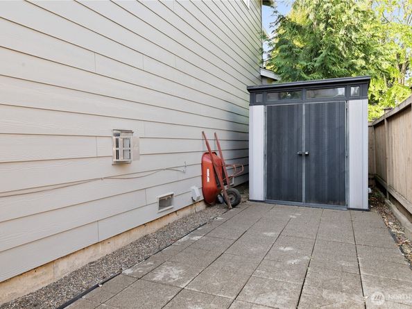 16607 42nd Avenue SE, Bothell WA 98012