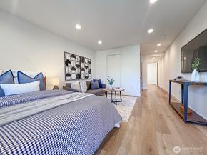 5031 35th Avenue S D, Seattle WA 98118