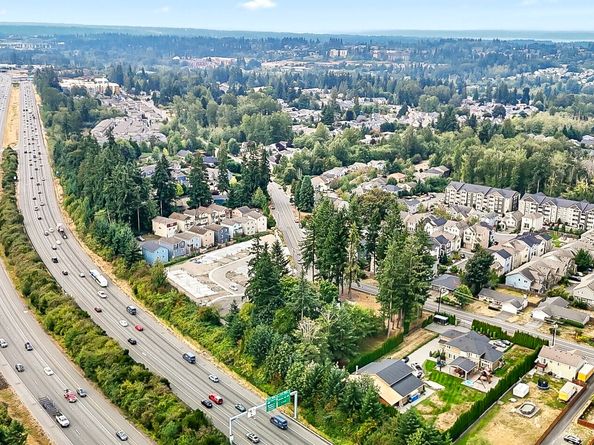 14525 Ash Way, Lynnwood WA 98087