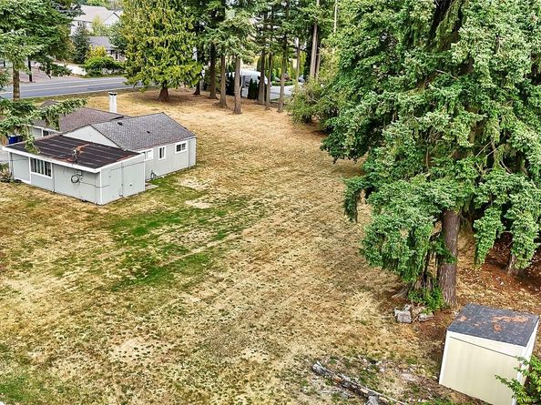 14525 Ash Way, Lynnwood WA 98087