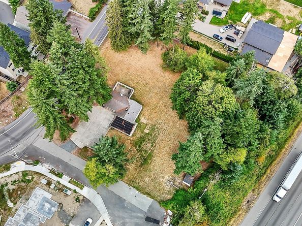 14525 Ash Way, Lynnwood WA 98087