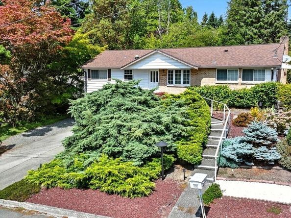 6501 233rd Place SW, Mountlake Terrace WA 98043