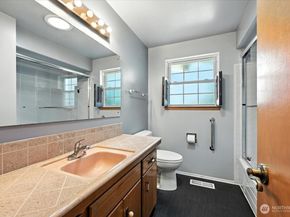 6501 233rd Place SW, Mountlake Terrace WA 98043