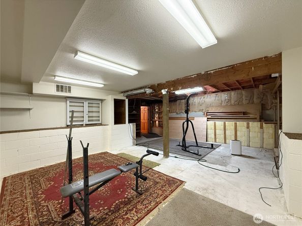 18428 74th Place W, Edmonds WA 98026