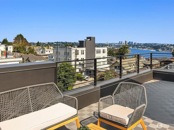 2009 Dexter Avenue N B, Seattle WA 98109