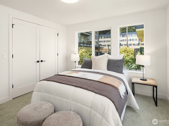 2009 Dexter Avenue N B, Seattle WA 98109