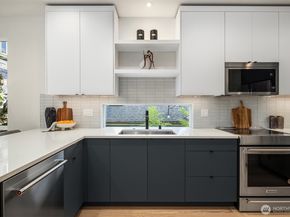 2009 Dexter Avenue N B, Seattle WA 98109