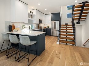 2009 Dexter Avenue N B, Seattle WA 98109