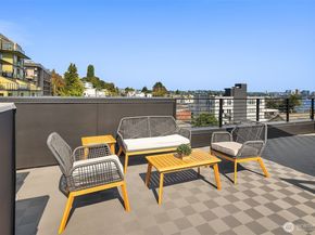 2009 Dexter Avenue N B, Seattle WA 98109