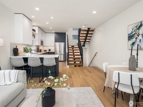 2009 Dexter Avenue N B, Seattle WA 98109