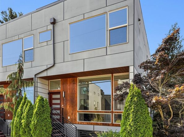 6221 20th Avenue NW, Seattle WA 98107
