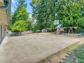 836 Hilltop Avenue, Kent WA 98031
