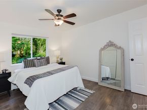 29191 Scenic Drive NE, Poulsbo WA 98370