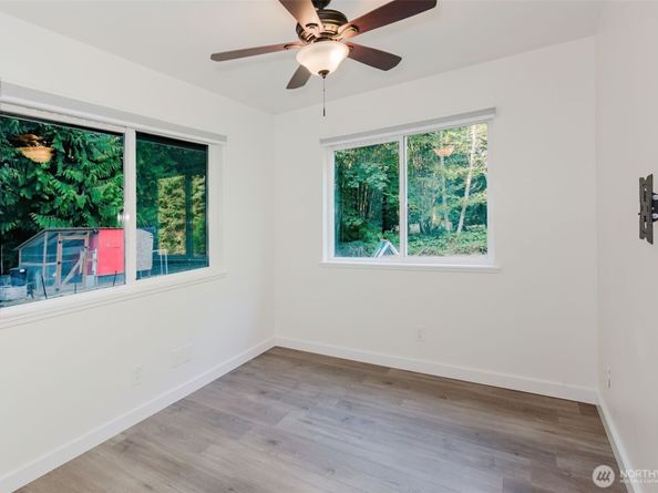 29191 Scenic Drive NE, Poulsbo WA 98370