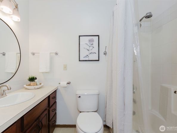 29191 Scenic Drive NE, Poulsbo WA 98370