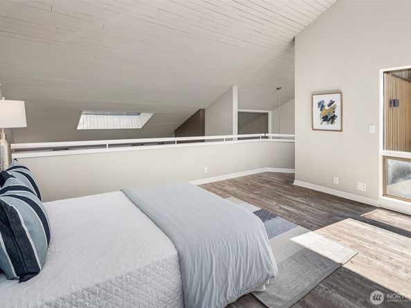 2410 Sahalee Drive W, Sammamish WA 98074