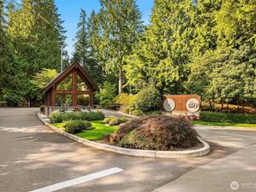2410 Sahalee Drive W, Sammamish WA 98074