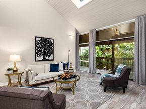2410 Sahalee Drive W, Sammamish WA 98074