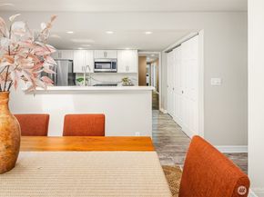 2410 Sahalee Drive W, Sammamish WA 98074